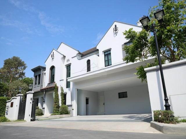 PB5539 ให้เช่าบ้านเดี่ยว หมู่บ้าน นันทวัน พระราม9-กรุงเทพกรีฑาตัดใหม่ แปลงมุม ติดสวนติดสโมสร บ้านหันหน้าทิศใต้