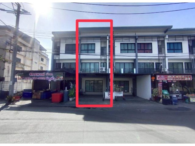 ขาย/ให้เช่า โฮมออฟฟิศเสนาทาวน์ นวมินทร์ 3 ชั้น ขนาด 23.6 ตร.ว.
