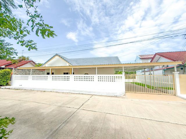 บ้านเดี่ยว 79 ตารางวา 1 ล้านกว่าบาท ใกล้อนุบาลรักภาษา บ้านฉาง ผ่อนเพียง 8000 บาท