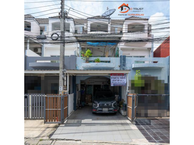 ขาย ทาวน์เฮ้าส์ 3 ชั้น 20ตร.ว. ซอยวัดเวฬุวนาราม 12 เเยกซอยเทพประทาน 9 ( ดอนเมือง ) 4นอน ราคาไม่เเพง
