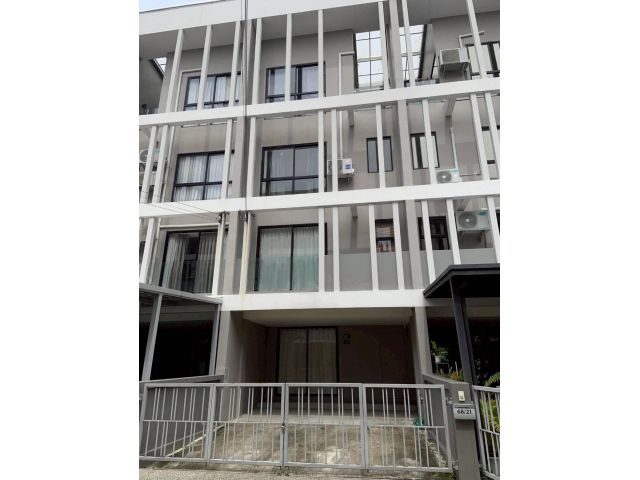 ให้เช่าทาวน์โฮม 3 ชั้น โครงการ Y Residence สุขุมวิท 113 ใกล้ BTS ศรีด่าน (N.1799)