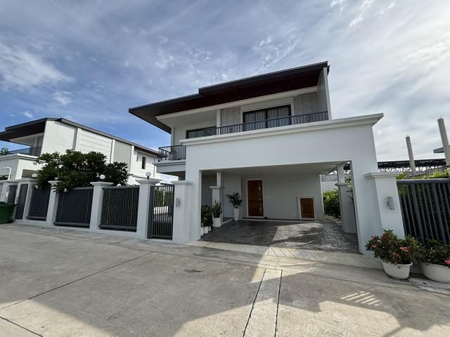 ขายบ้านเดี่ยว โครงการ รังสี วิลเลจ พัทยา