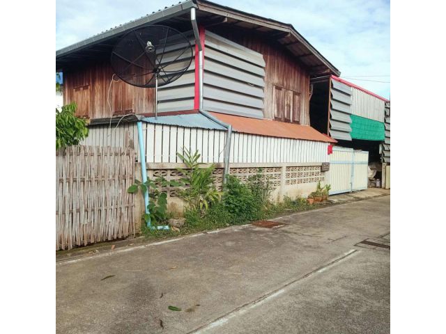 ที่ดิน 44.5 ตรว ติดถนน ท่าคราวน้อย สบตุ๋ย เมืองลำปาง