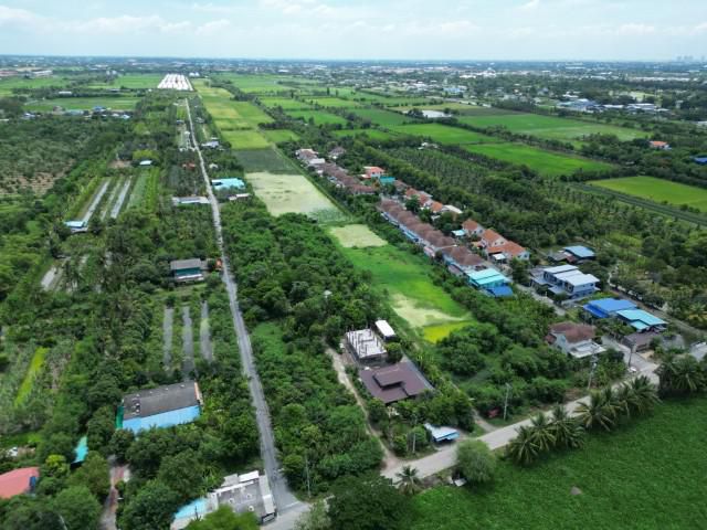 ขายที่ดิน 120-3-6.0 ไร่ ติดถนนเลียบคลองมหาสวัสดิ์ จังหวัดนครปฐม