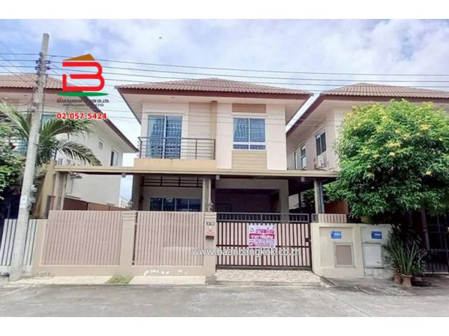 บ้านแฝด หมู่บ้าน เต็มสิริ วิลเลจ หนองจอก เนื้อที่ 38.4 ตรว. ถนนเชื่อมสัมพันธ์ 11 กระทุ่มราย เขตหนองจอก กรุงเทพมหานคร