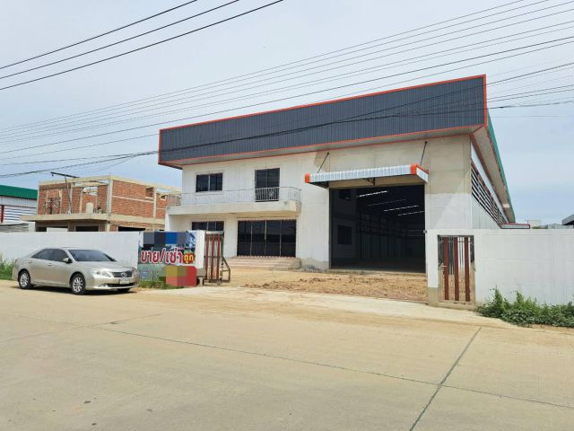 ขายโรงงานพร้อมออฟฟิศ2ชั้น 1 ไร่กว่า 20 ล้าน ถนนกว้าง รถตู้คอนเทนเนอร์เข้าออกสะดวก กระทุ่มแบน สมุทรสาคร