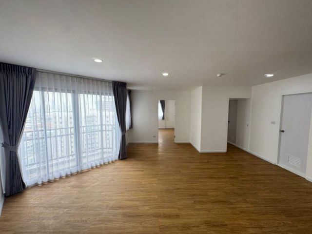 ขายคอนโด Belle Park Residence เบล ปาร์ค หลังเซ็นทรัลพระราม3 ใกล้สีลม สาทร