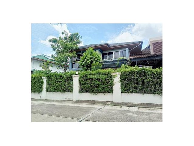 ขายบ้านเดี่ยว พร้อม อาคารสำนักงาน หมู่บ้านภัทรนิเวศน์ลากูน เนื้อที่ 258 ตร.ว แต่งสวย ครบ ทำเลดี ใกล้รถไฟฟ้า