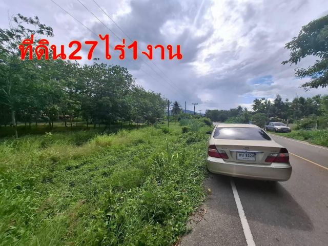 ขายที่ดินราคาถูกเนื้อที่ 27 ไร่ 1 งานใกล้ตลาดบ้านคา 7-11 ซีเจ ตัวอำเภอบ้านคา รสต.บ้านคา600 เมตร