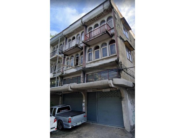 ขายอาคารพาณิชย์ 3.5 ชั้น 2 คูหา พร้อม Warehouse 82 ตร.ว. เหมาะทำธุรกิจ/ โรงงาน GMP เขตสวนหลวง กรุงเทพ