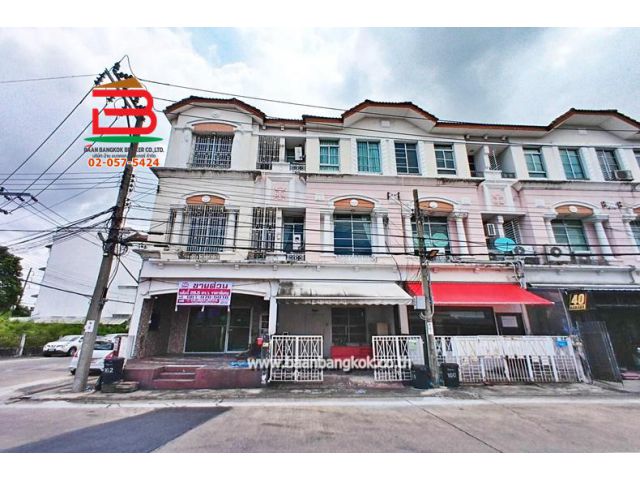 ทาวน์โฮม 3 ชั้น บ้านกลางเมือง พระราม 9-ลาดพร้าว เนื้อที่ 26.5 ตร.ว ซอยลาดพร้าว 88 แขวงพลับพลา เขตวังทองหลาง กรุงเทพ