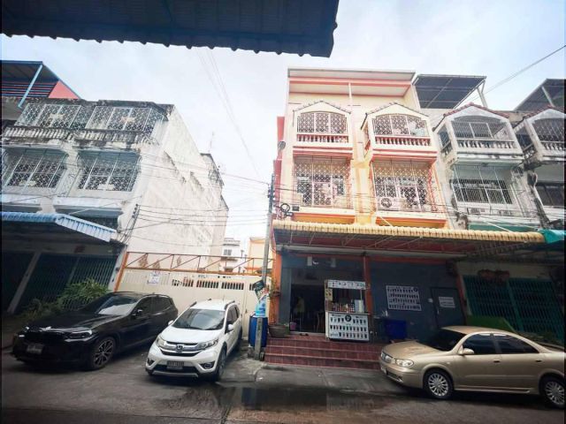 ขายตึกพาณิชย์ หมู่บ้าน ดี.เค (DK) บางบอน - พระราม2 พร้อมกิจการห้องเช่า