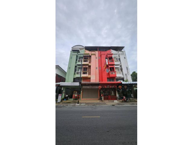 ขายถูกมาก!! อาคารพาณิชย์ 3.5 ชั้น ติดถนนทำเลทอง ใจกลางอำเภอเมืองโคราช ใกล้อนุสาวรีย์ท้าวสุรนารี เดอะมอลล์โคราช