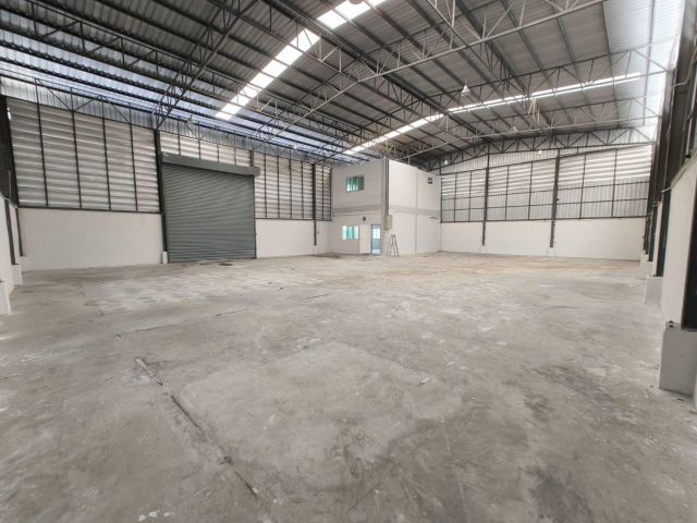 #ขายและให้เช่าโรงงานตำบลนาดี อำเภอเมืองสมุทรสาคร ขนาด 200ตร.ว ขนาดพื้นที่ภายในรวมภายนอก ประมาณ 700 ตร.ม.