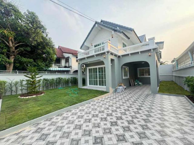 H649 ขายบ้านเดี่ยว 2 ชั้น สร้างใหม่ 4 ห้องนอน ใกล้หาดกระทิงลาย