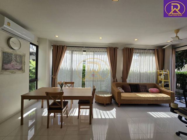 ขายด่วนลดกว่า6แสน บ้านแฝด สไตล์บ้านเดี่ยว2ชั้น The Shadi บายพาสชล