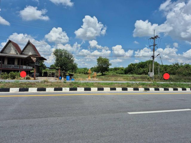 ขายที่ดินเปล่า 51-0-47 ไร่ ติดถนน 4 เลน ต.บ้านพริก อ.บ้านนา จ.นครนายก