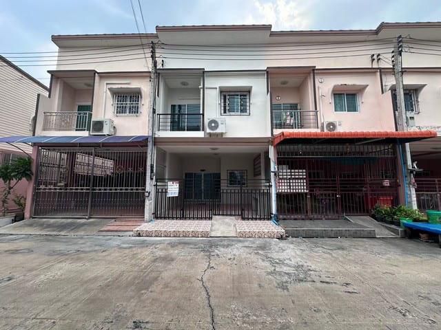 หมู่บ้านเพชรทวี สามพราน  ขายบ้านทาวน์เฮ้าส์