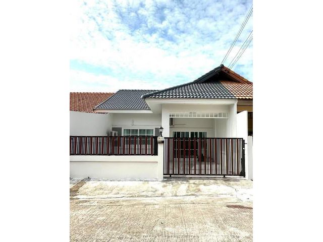 บ้านรีโนเวทใหม่ 74/129 หมู่บ้านรวิพรชิตี้โฮม  หนองไม้แก่น
