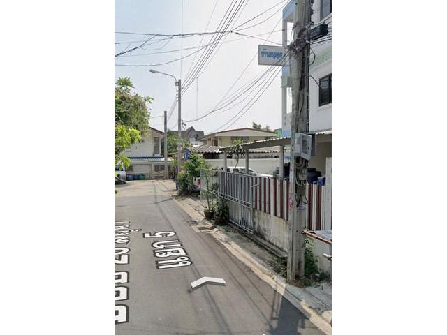 ขายหอพัก ซอย 20มิถุนา แยก5  เนื้อที่100ตารางวา  สุทธิสารวินิจฉัย