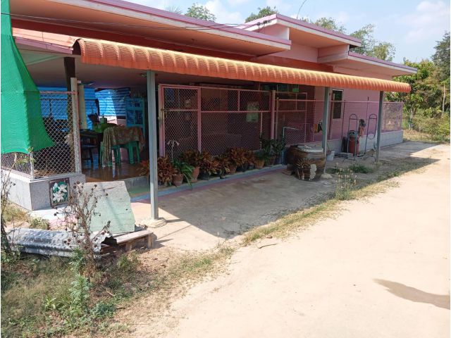 ขายบ้านพร้อมที่ดิน