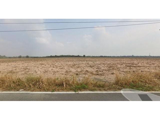 ขายที่ดินเปล่าบ้านบึง คลองกิ่ว แปลงสวย เหมาะทำหมู่บ้านจัดสรร