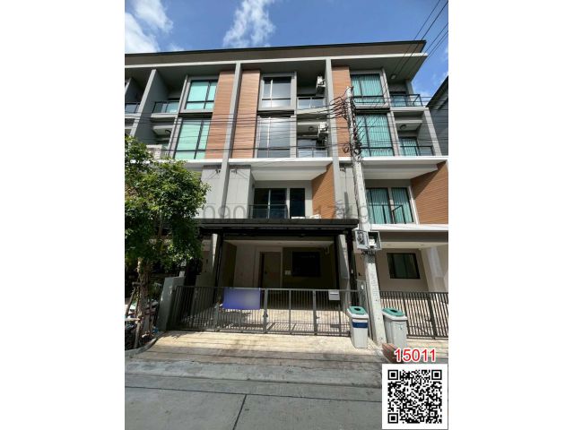 เช่า ทาวน์โฮม 3.5 ชั้น Premium Place พหลโยธิน-รามอินทรา บ้านหลังมุม