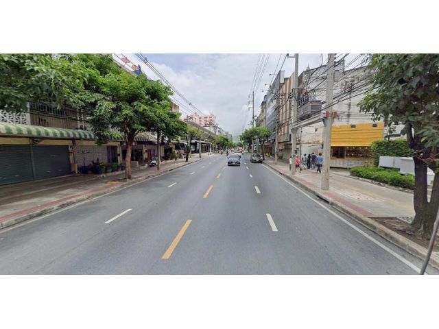 ขายที่ดินพร้อมสิ่งปลูกสร้าง ติดถนนจันทน์ ใกล้ทางด่วน !