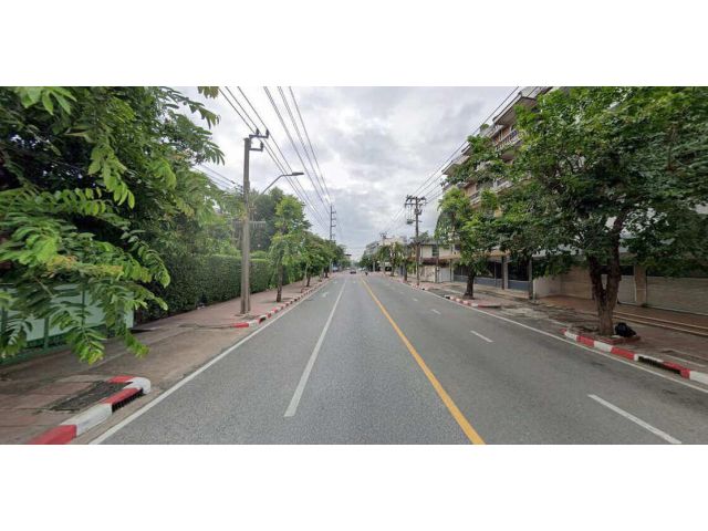 ขายบ้าน ถนนนครไชยศรี (ดุสิต) !