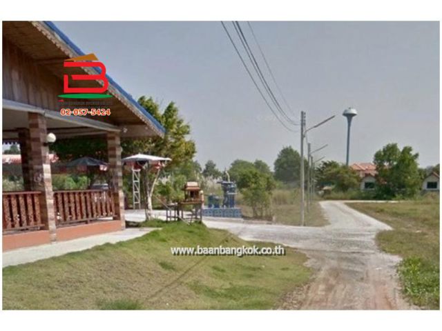 ที่ดินเปล่า เนื้อที่ 2-0-25 ไร่ ใกล้ร้านอาหารเจ๊พรปักษ์ใต้ (ซีฟู้ด) ถนนสุขุมวิท ตำบลตะพง อำเภอเมือง จังหวัดระยอง