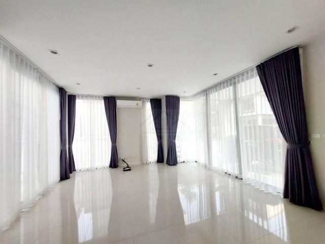 P1041 ให้เช่า บ้านกลางเมือง คลาสเซ่ เอกมัย-รามอินทรา