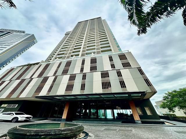 ขายคอนโดมือ 1 Marina Bayfront ศรีราชา ราคาพิเศษ ห้องมุม ใกล้ทะเล