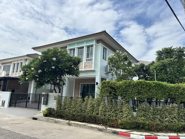 ให้เช่าบ้านเดี่ยวหลังมุม 66 ตรว. มัณฑนา2 วงแหวน-อ่อนนุช ใกล้เมกะบ