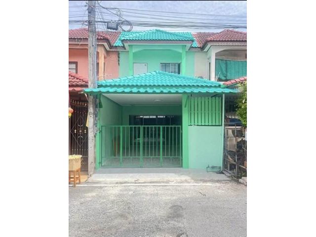 ขายบ้านรีโนเวทใหม่ทั้งหลัง อ ติดถนนสุขประยูร