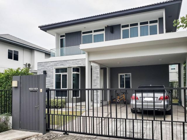 ขายบ้านเดี่ยว 2 ชั้น หมู่บ้านมัณฑนา มอเตอร์เวย์-กรุงเทพกรีฑาตัดใหม่ ลาดกระบัง กรุงเทพ