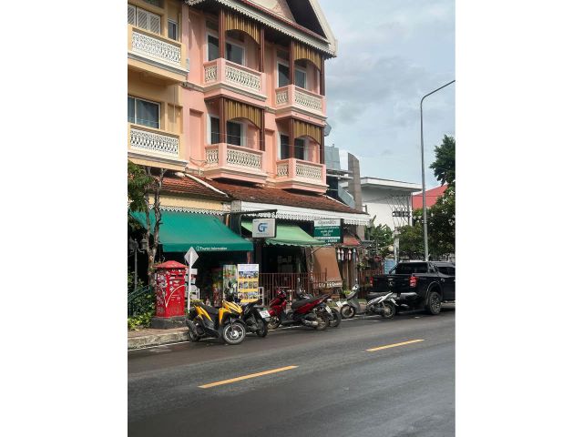 B009-ขายตึก 3 ชั้น (ในคูเมืองเชียงใหม่ ) ต.ศรีภูมิ อ.เมืองเชียงใหม่ จ.เชียงใหม่