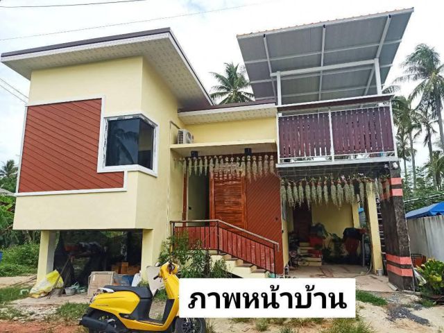 บ้านเดี่ยวชั้นครึ่ง
