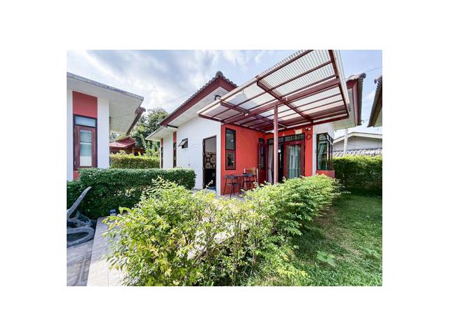 House Available For Rent 2 bed with communal swimming pool