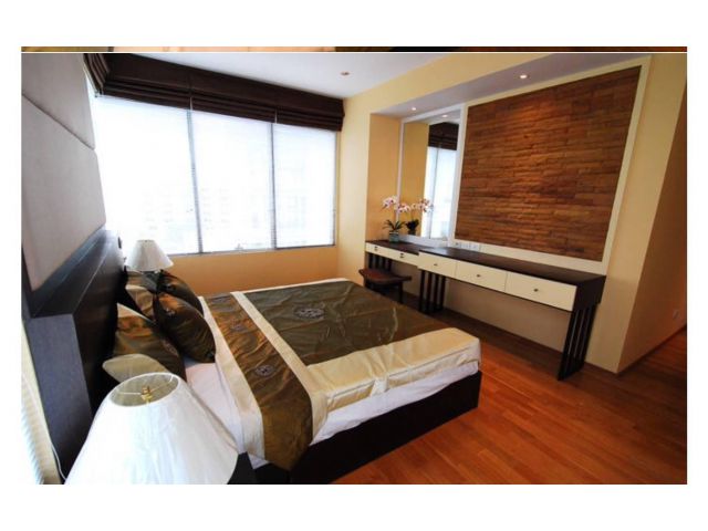 for Rent condo The Emporio Place 24 2Beds 108Sq.m (S15-19812)