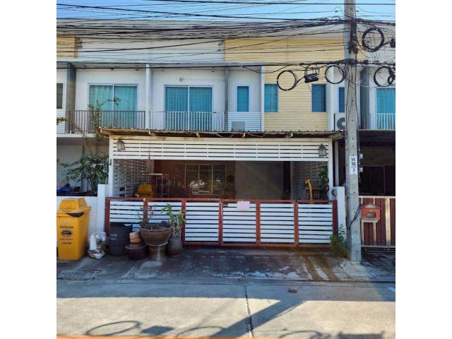 ขาย/ให้เช่าทาวน์เฮ้าส์ 2 ชั้น หมู่บ้านเดอะคอนเนค 12a กิ่งแก้ว 37 หน้าบ้านติดสวน (N.1817)