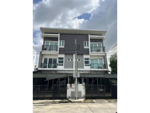 ให้เช่าและขายโฮมออฟฟิศ 3ชั้น พร้อมโกดัง ใกล้สนามบินดอนเมือง
