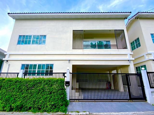 ให้เช่าบ้าน 2 ชั้น  30 ตร.วา.MRT รามอินทรา กม.4  600 ม. 120 ตร.ม.