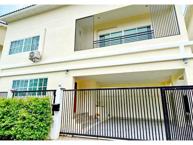 ให้เช่าบ้าน 2 ชั้น  35ตร.วา. 125ตร.ม.MRT รามอินทรา กม.4  600 ม.