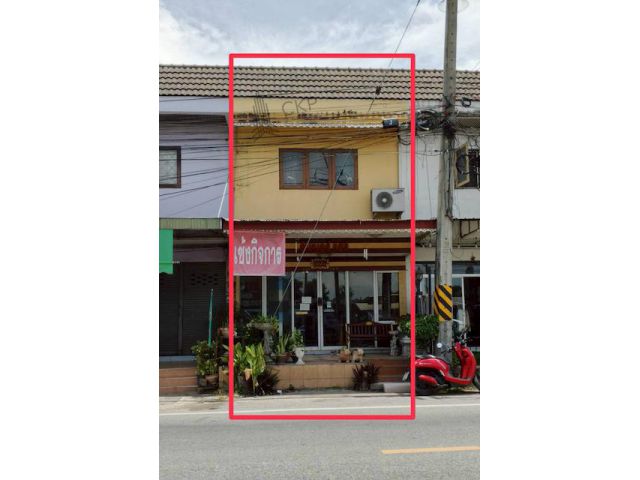 ขายด่วน อาคารพาณิชย์ ติดถนนศรีราชา-หนองยายบู่ ใกล้แหล่งชุมชนและหมู่บ้าน