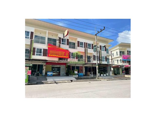 ขายอาคารพาณิชย์ 3 ชั้น ตลาดโกส้อง พระพรหม เนื้อที่ 22.40 ตร.ว ทำเลค้าขาย ติดถนนหลัก เหมาะกอบกิจการ ค้าขาย โฮมออฟฟิศ