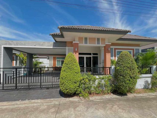 H806 บ้านเดี่ยวให้เช่า 3 ห้องนอน @หมู่บ้านเดอะปาล์ม บางเสร่