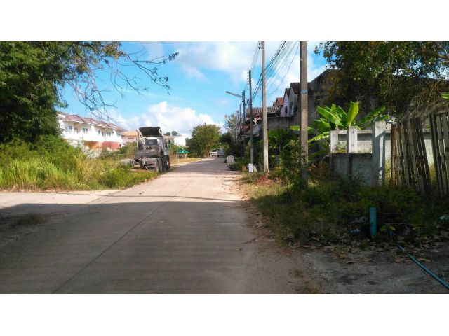 ที่ดินห้าแยก หลังธนดี 65 ตรว