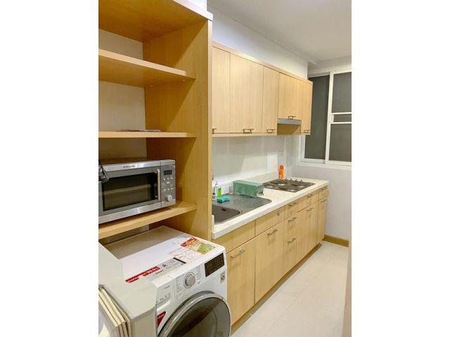 ให้เช่าคอนโด BTS พร้อมพงษ์ 500 ม. The Rise Sukhumvit 39 100 ตร.ม.