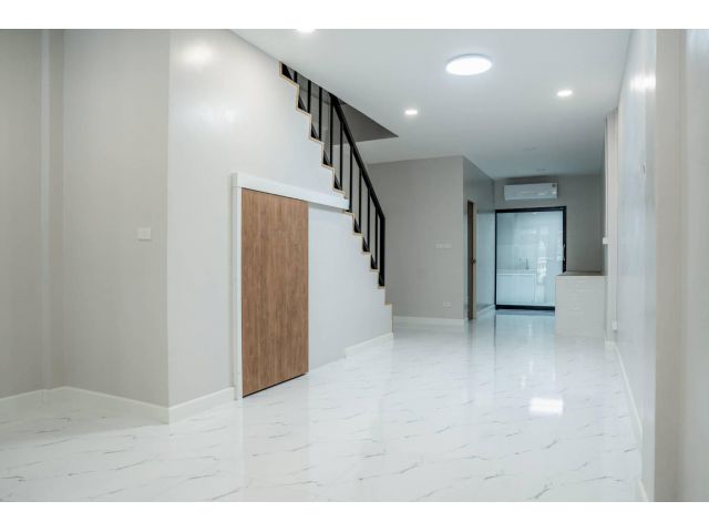 ขายบ้านทาวโฮมเอกมัย สุขุมวิท65 ปรีดีพนมยงค์15 Townhome 4ชั้น ใกล้ BTSเอกมัย ทองหล่อ พระโขนง 3 ห้องนอน 4ห้องน้ำ บ้านทำใหม
