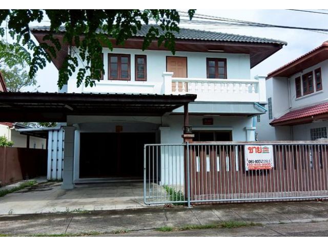 ขายบ้านเดี่ยว หมู่บ้านสัมมากร รามคําแหง 112 เนื้อที่ 57 ตร.ว. 2 ชั้น 5 นอน 4 น้ำ